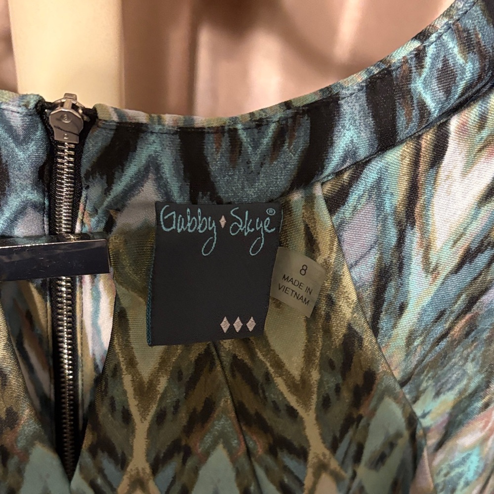 Gabby Skye Sleeveless Geometric Midi Dress - Blue and Green - Picture 2 of 3